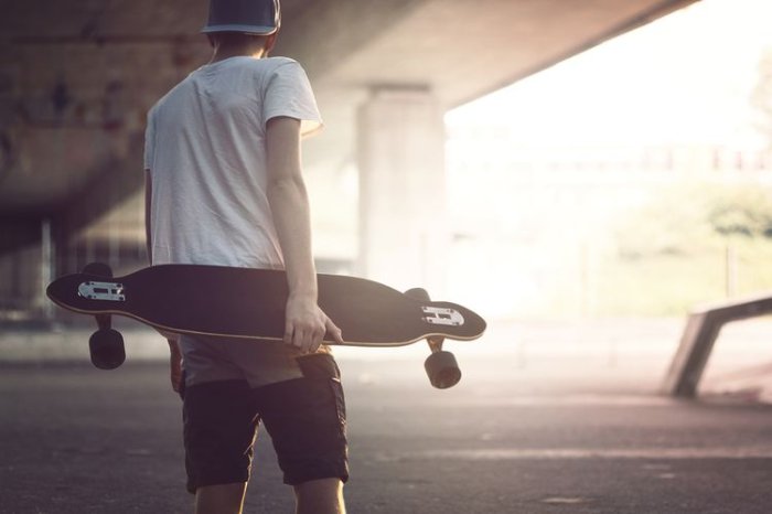 Při výběru longboardu je důležitá délka desky