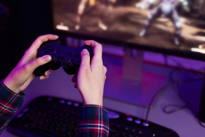 Sťahovanie a streamovanie hier na PlayStation a Xbox