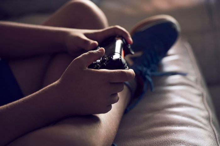 PlayStation 4 aj Xbox One X a S dokážu poslúžiť aj ako prehrávač