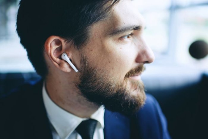 Bezdrôtové bluetooth slúchadlá do uši