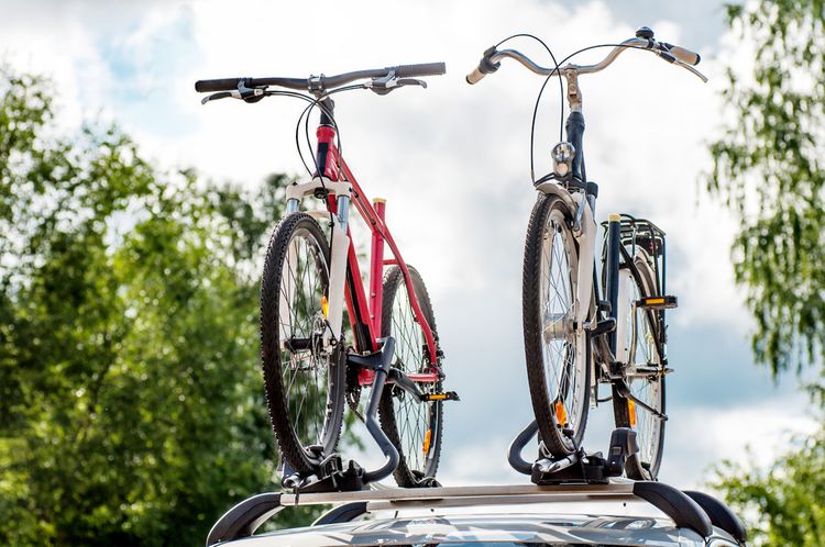 Najlepší nosič bicyklov na strechu a ťažné. Thule, Menabo, Hakr