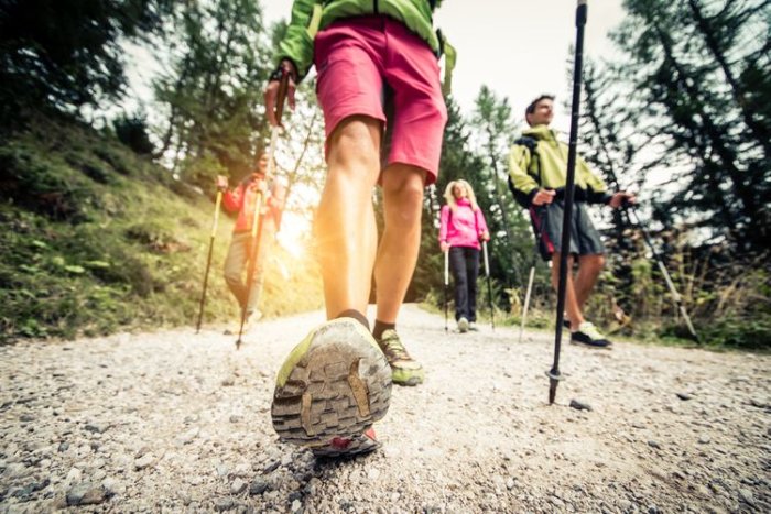 Prechádzka s Nordic walking palicami