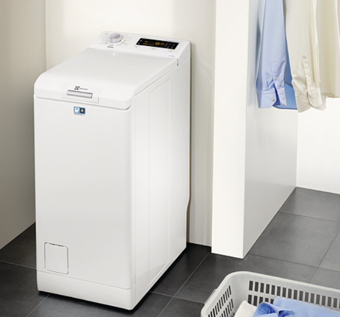 Zhora plnená práčka Electrolux EWT1567VIW