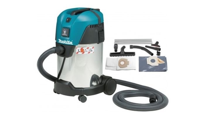 Makita VC 2512 L recenzia