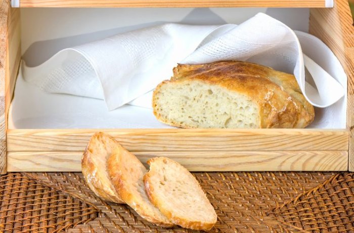Chléb vydrží déle než ostatní pečivo