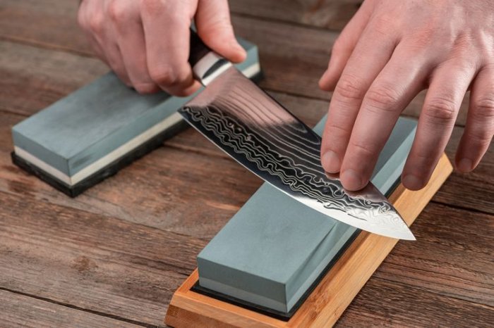Japonský Gyuto nůž z oceli