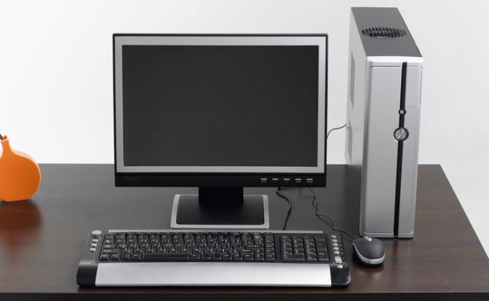 Mini PC/malý stolní počítač