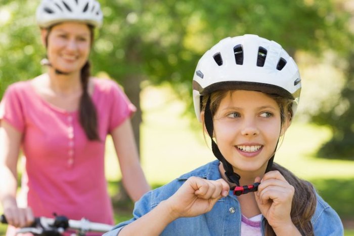 Větrací otvory na cyklistické přilbě