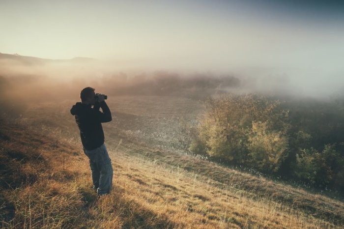 Turistický dalekohled s nočním viděním