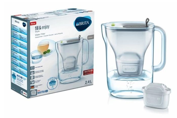 Filtračná kanvica Brita Style Maxtra Plus 2,4 l s farebným LED indikátorom