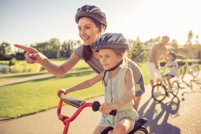 Cyklistická prilba pre dieťa a dospelého