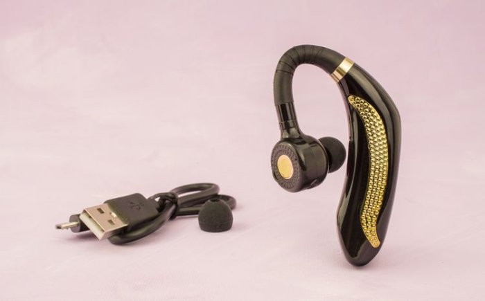 Handsfree s káblom na nabíjanie