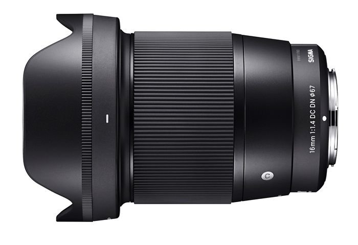 Sigma 16 mm f/1.4 DC DN Contemporary recenzia