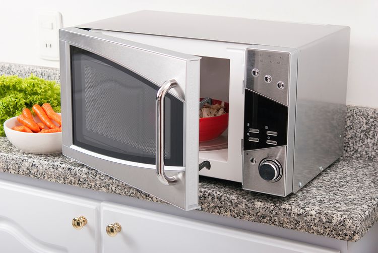 Akú mikrovlnnú rúru? Samsung, Whirlpool alebo Electrolux